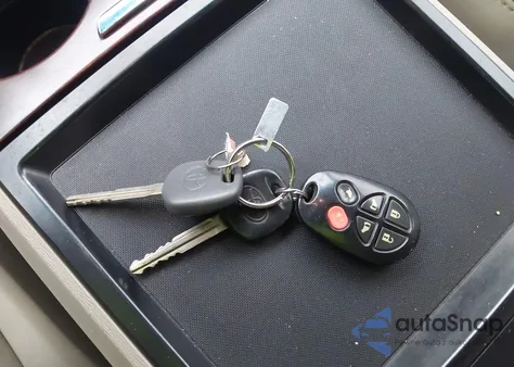 2011 Toyota Sienna Xle V6 from USA, damaged, VIN 5TDYK3DC1BS077043